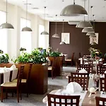 500 Hotel Tarnowo Podgorne