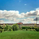 500 Hotel Tarnowo Podgorne
