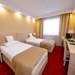500 Hotell Tarnowo Podgórne