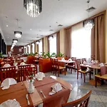 Hotel 500 Tarnowo Podgorne
