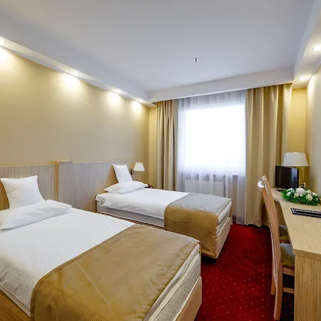 500 Hotel 3*