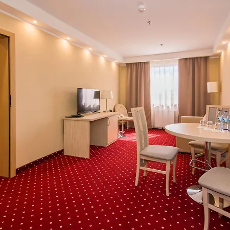 Hotell 500 Tarnowo Podgórne
