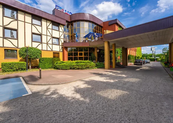 500 Hotel Tarnowo Podgorne