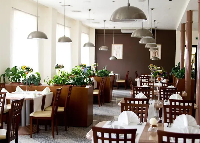 500 Hotel Tarnowo Podgorne