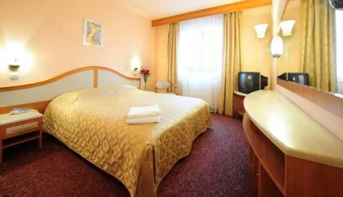 500 3* Tarnowo Podgorne